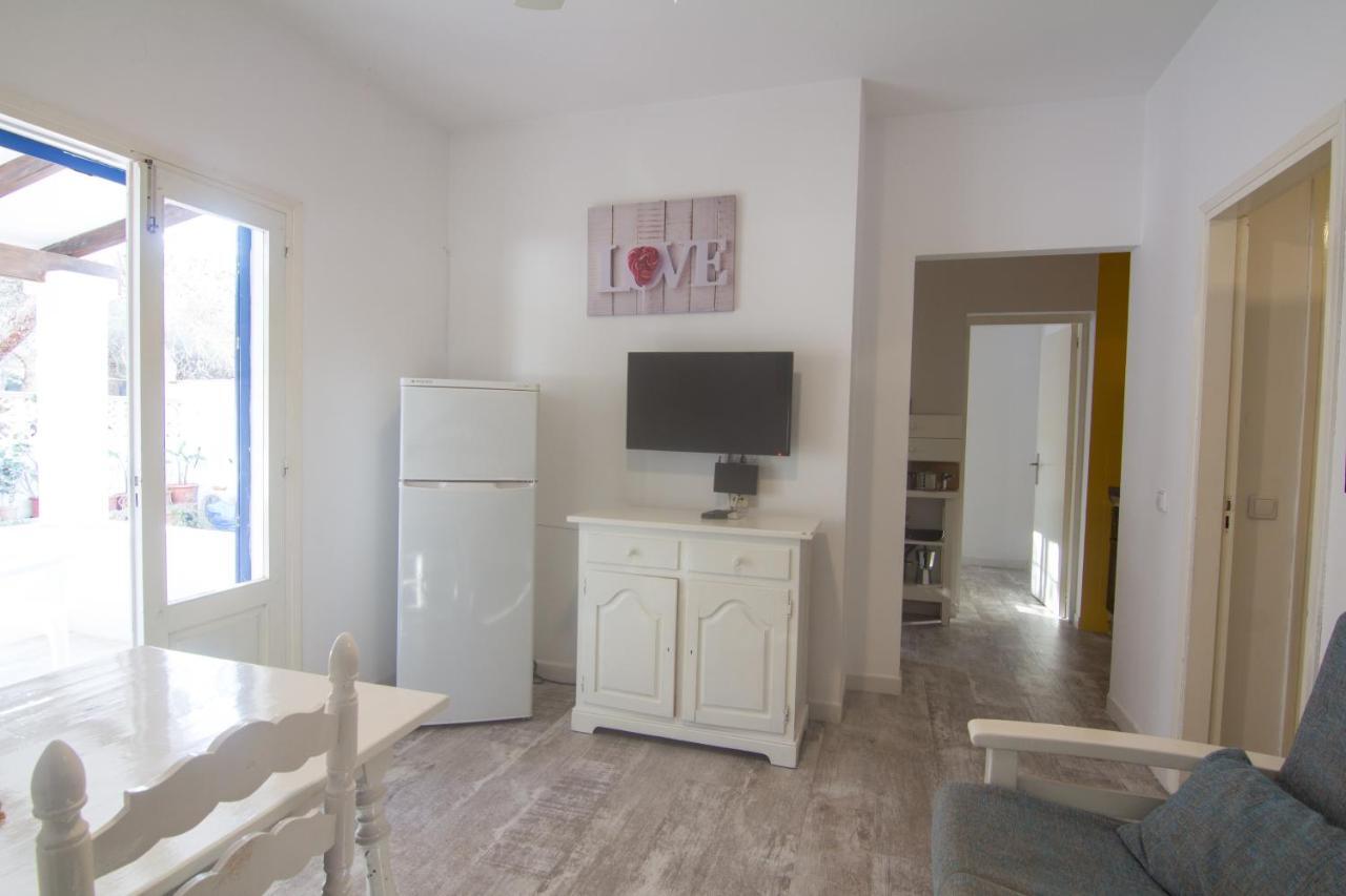 Apartamentos Verdera Es Pujols Exterior photo